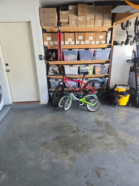 Clean Pacific Palisades garage floor after hidden leak detection work wrapped up